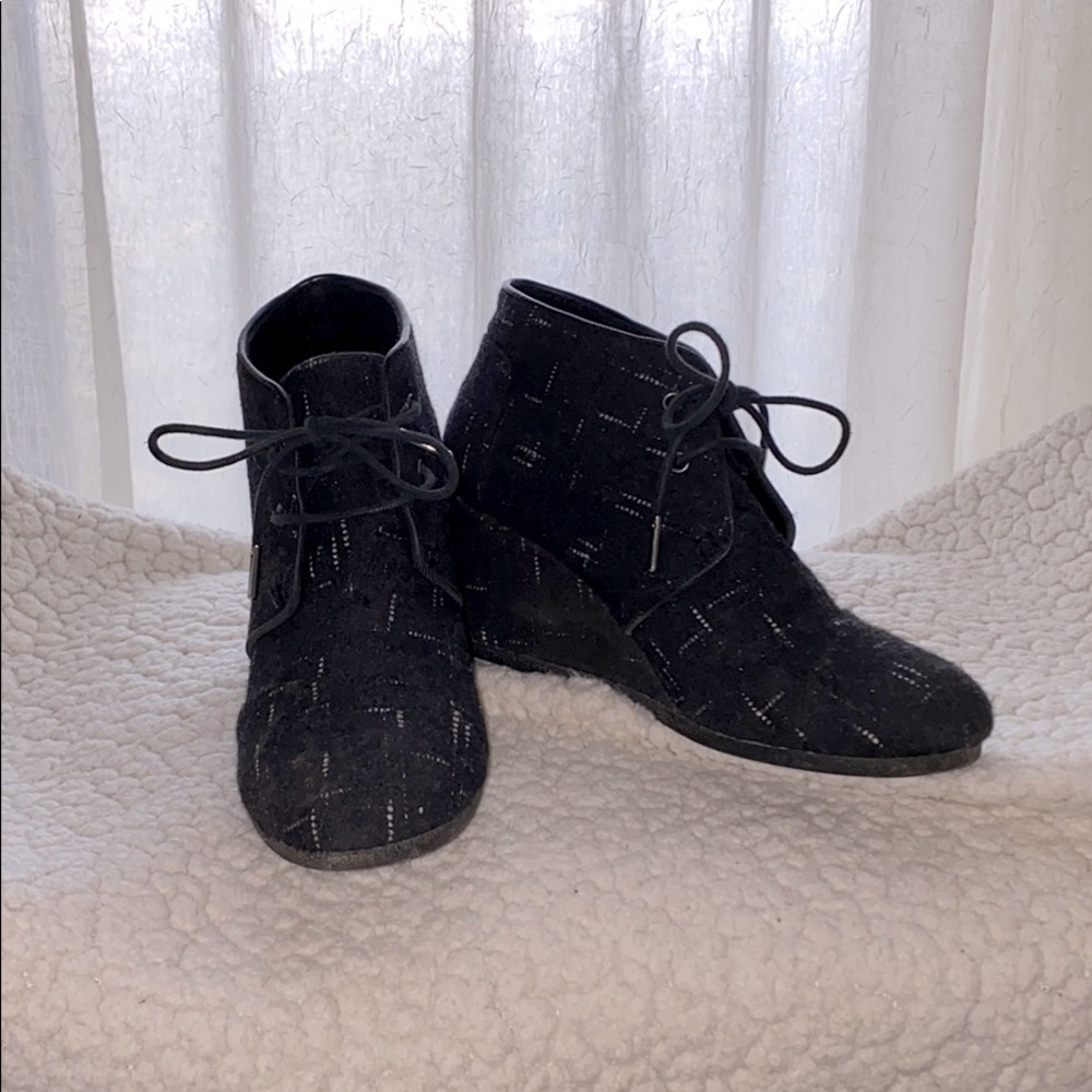 Toms Wedges